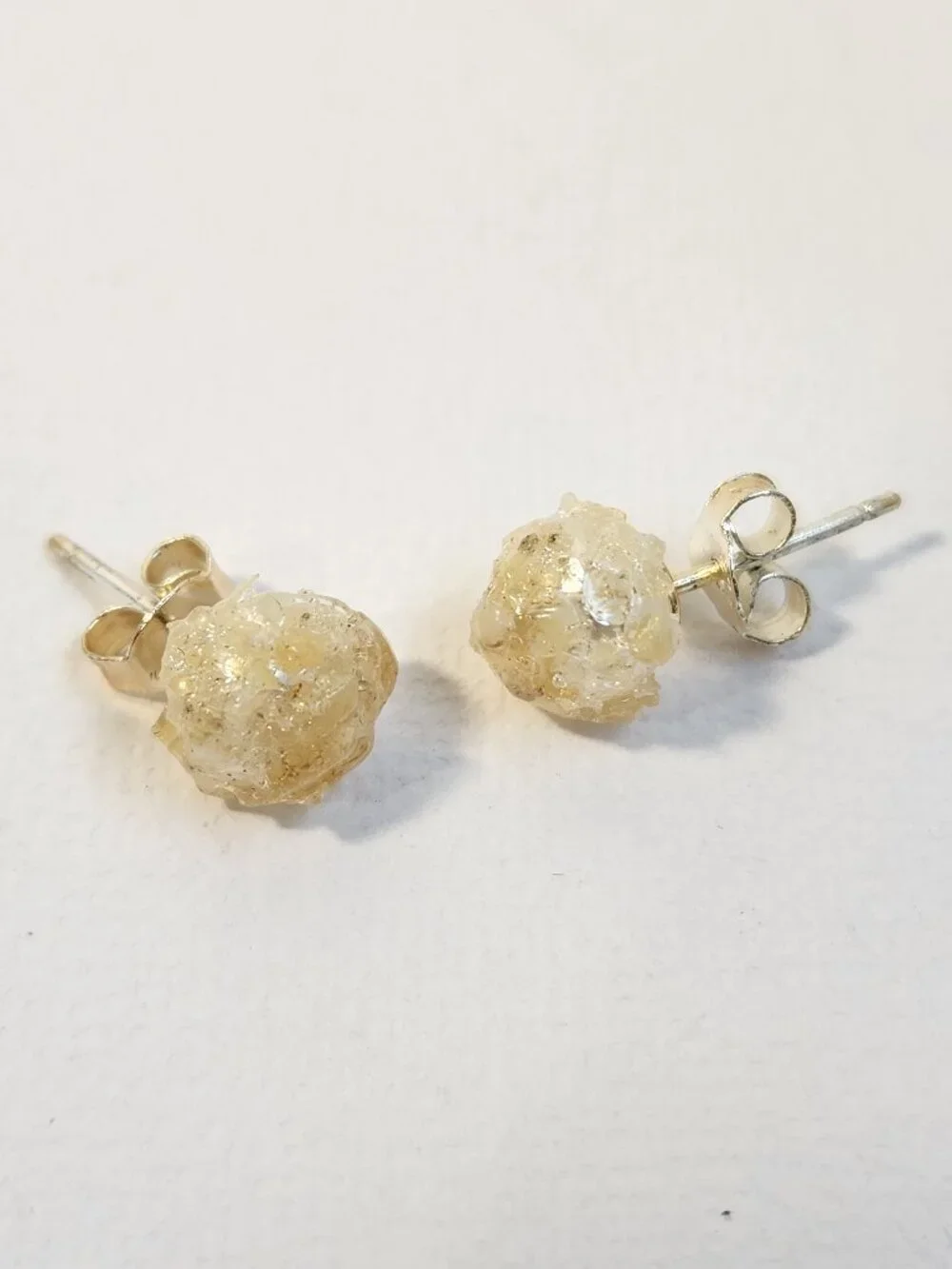 Handmade Ethiopian Opal Crushed on Real Freshwater Pearl 925 Stud Earrings